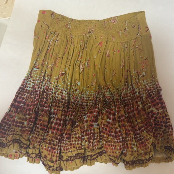 Poupette St. Barth Gold and Red Bubble Mini Skirt - Picture 6 of 8